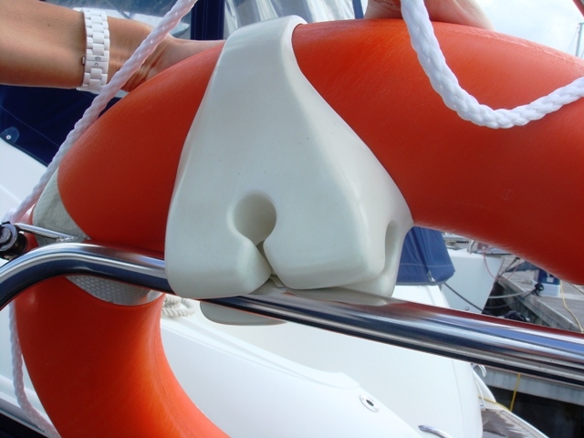 SOPORTE CLIP-ON PARA ARO SALVAVIDAS. OCEAN - Imagen 4